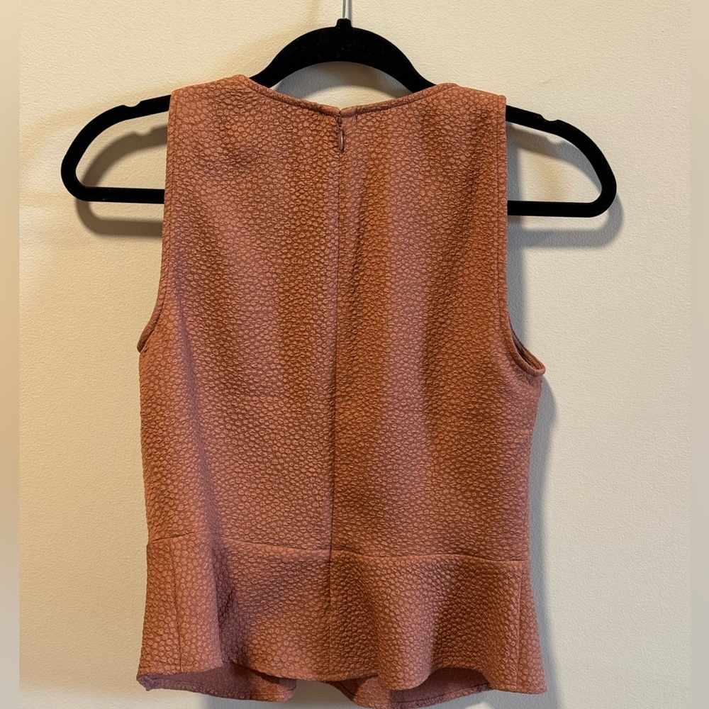 EXPRESS Rust Orange Peplum Tank Top - Picture 2 of 4